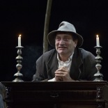 Uzsmaidi mums, Dievs