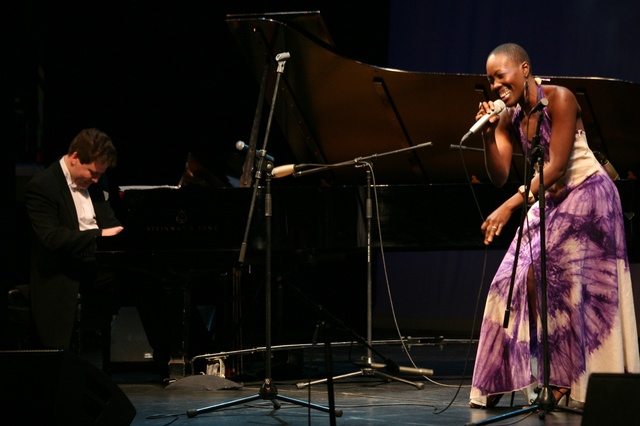 denis-macuev-2010-09