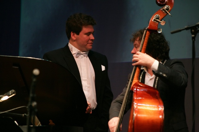 denis-macuev-2010-19